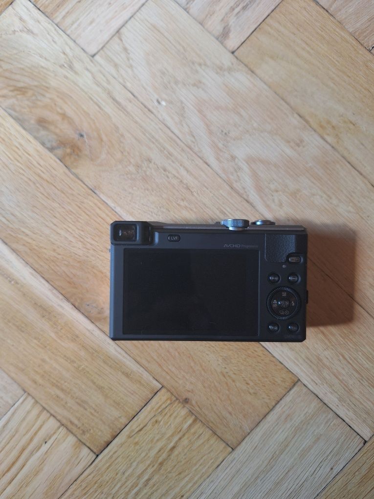 Aparat Panasonic Lumix DMC-TZ60 z WiFi i GPS