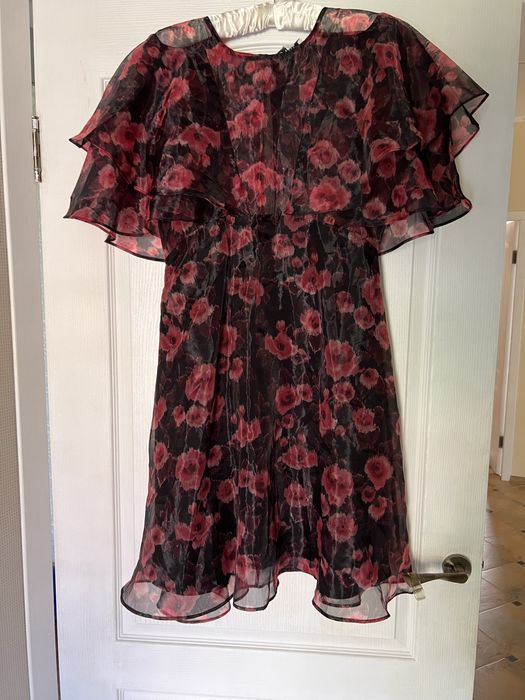 Гарна сукня