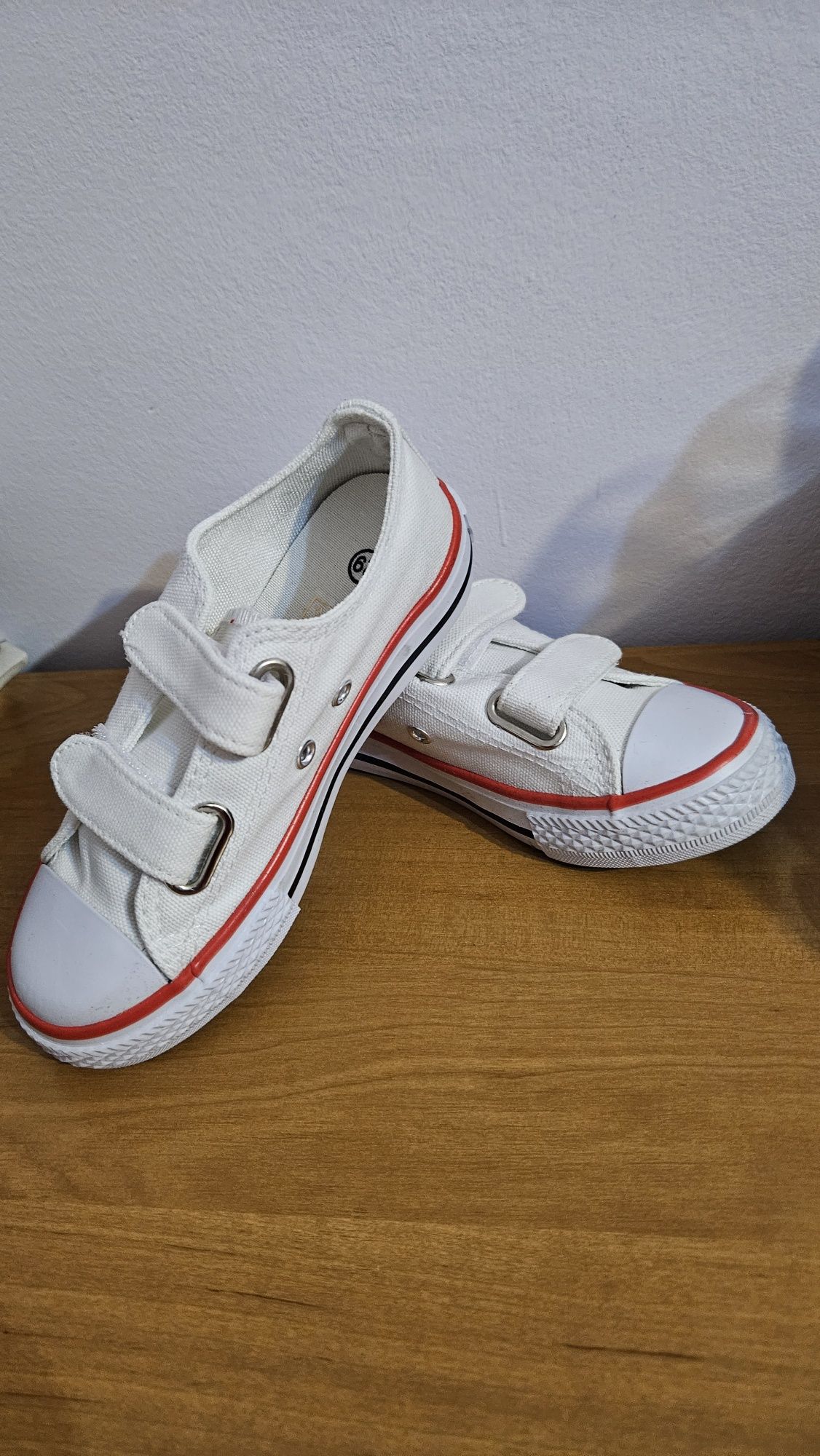 Кеди взуття дитяче 29