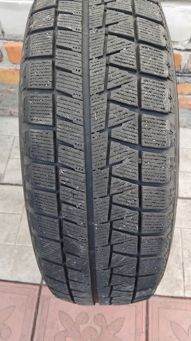 Brifdgestone Blizzak Revo GZ 195 65 15