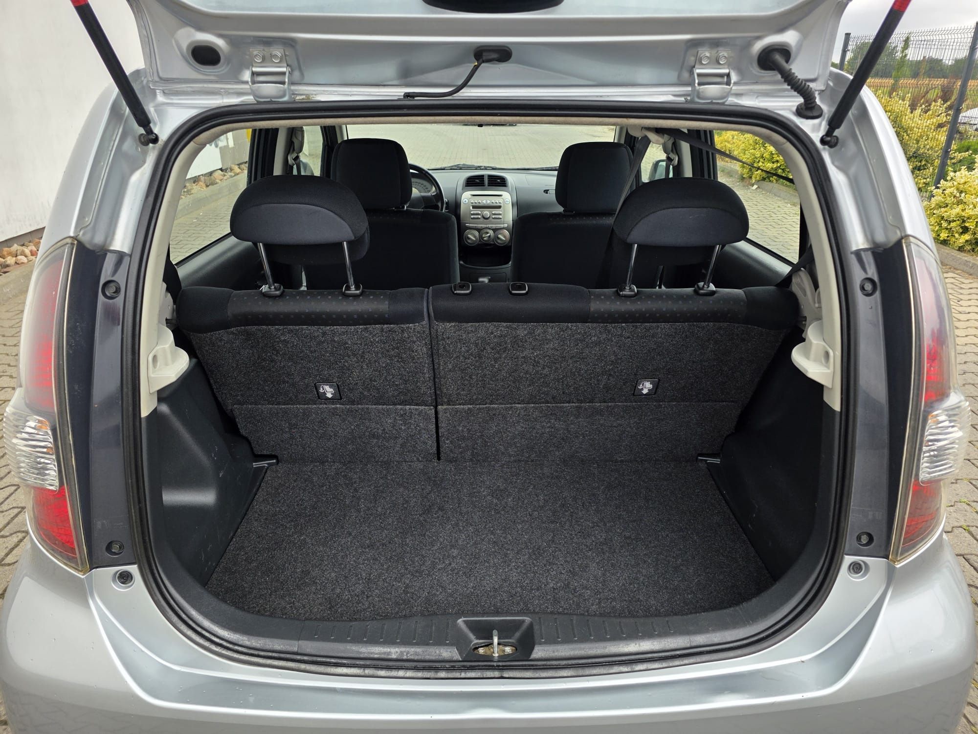 Daihatsu Sirion 1.3 benzyna Automat Klima Alu felgi Super Stan
