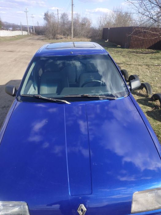 Продам гарне рено