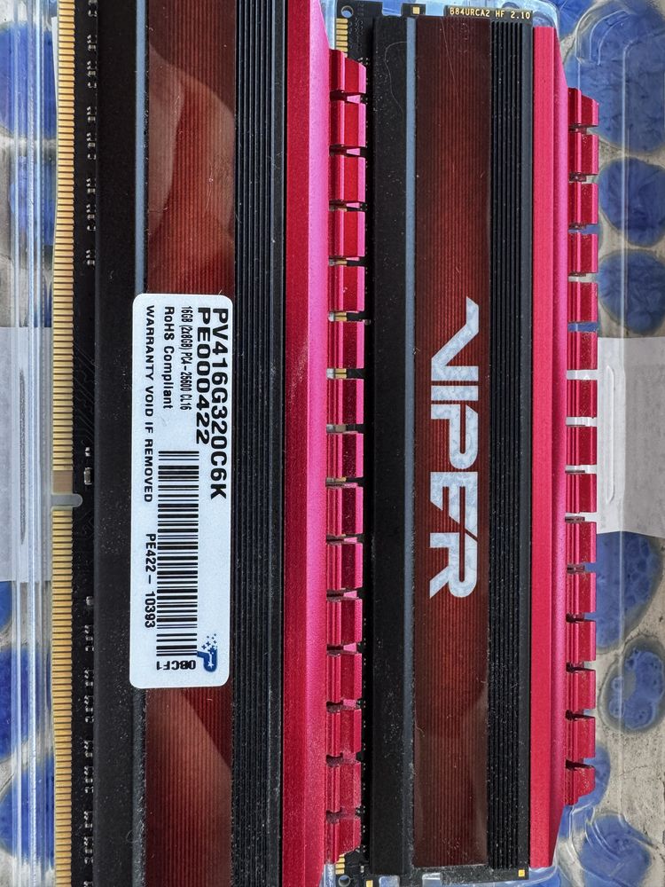 Модуль пам'яті PATRIOT Viper 4 Red DDR4 3200MHz 16GB Kit 2x8GB