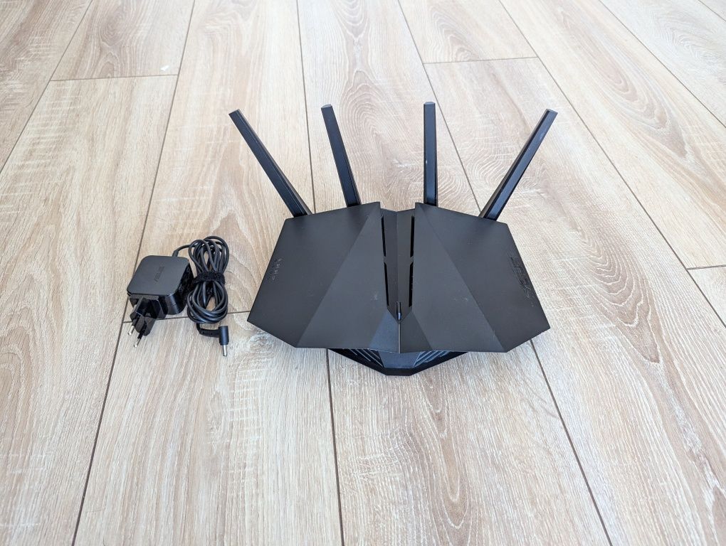 Бездротовий маршрутизатор (роутер) ASUS  AX82U wan dsl  Gaming WIFI 6