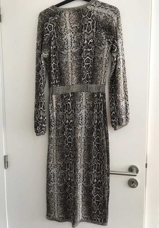 Vestido midi malha Zara