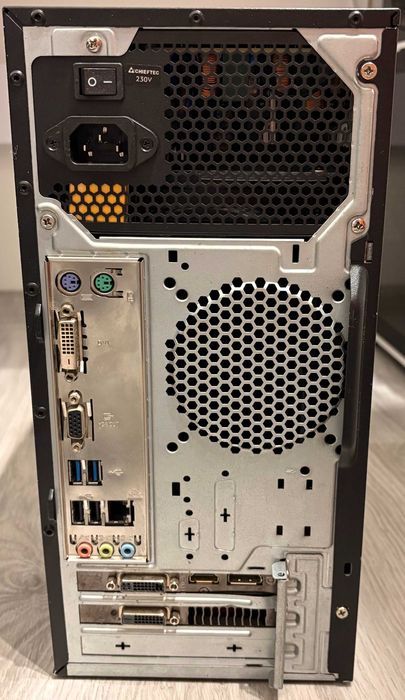 Komputer Gamingowy i5, 16GB RAM, GeForce GTX970 4GB, 250GB SSD + 1TB