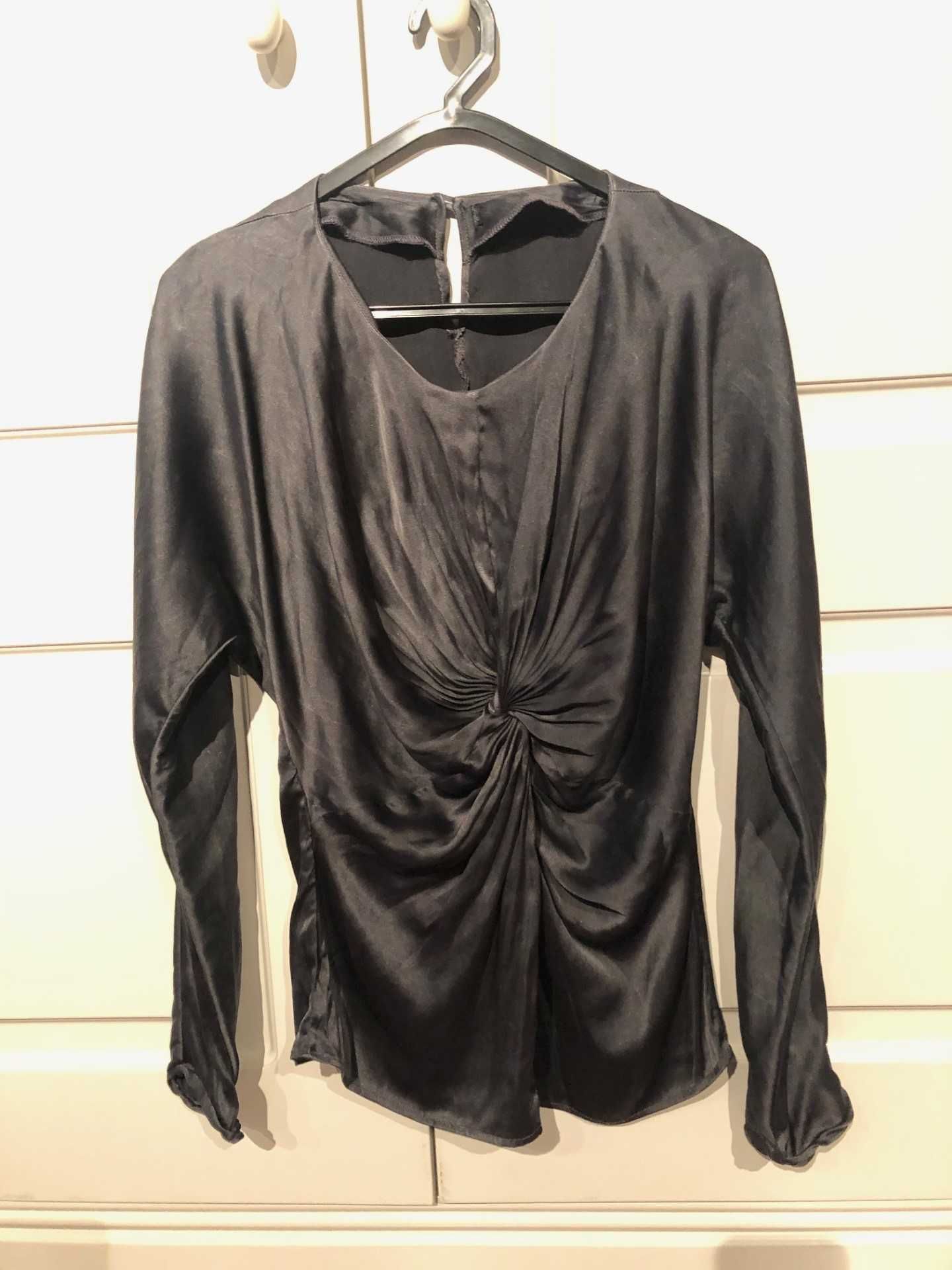 blusa cinza em seda muito elegante  marca ZARA  S