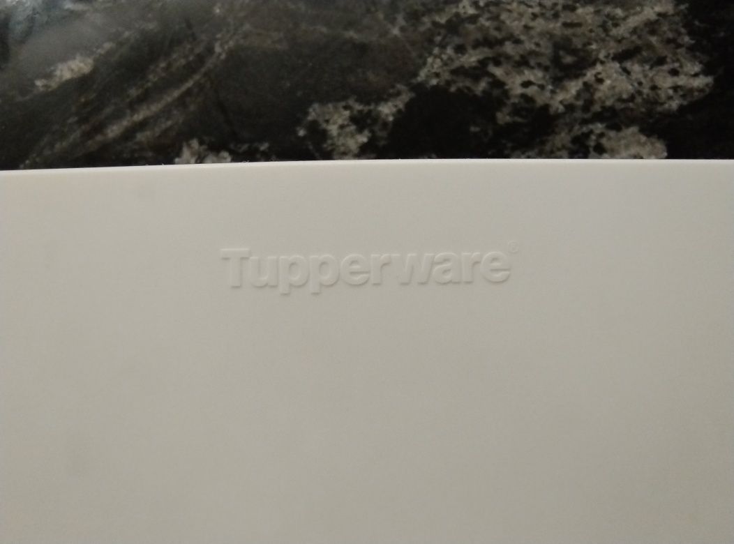 Chlebak tupperware orginalny i sprawny