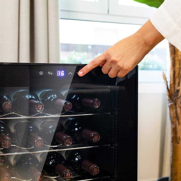 Lodówka na wino Cecotec Cave GrandSommelier 2400