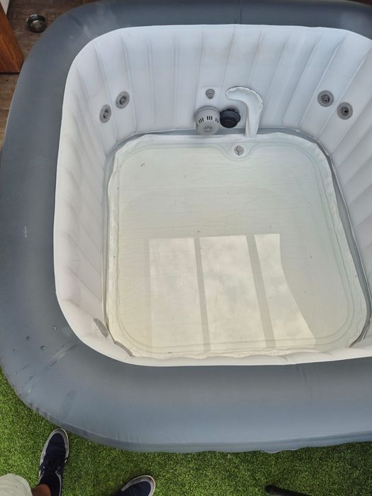 Jacuzzi dmuchane