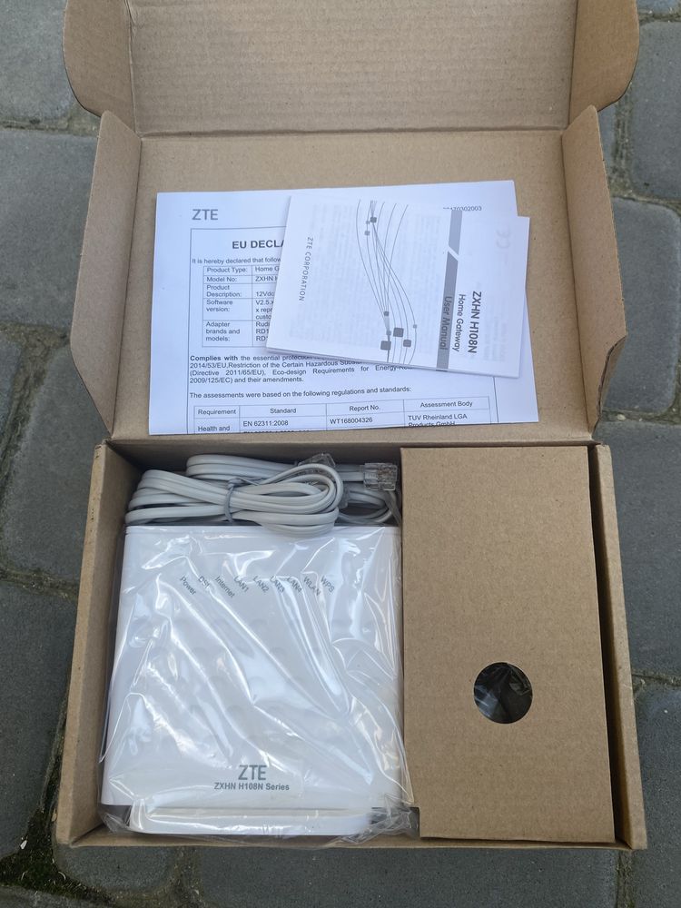 3 нові роутери, підійте як усилювач Wi-Fi ZTE ZXHN H108N ADSL2+ Wi-Fi