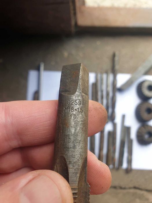 Інструмент одним лотом