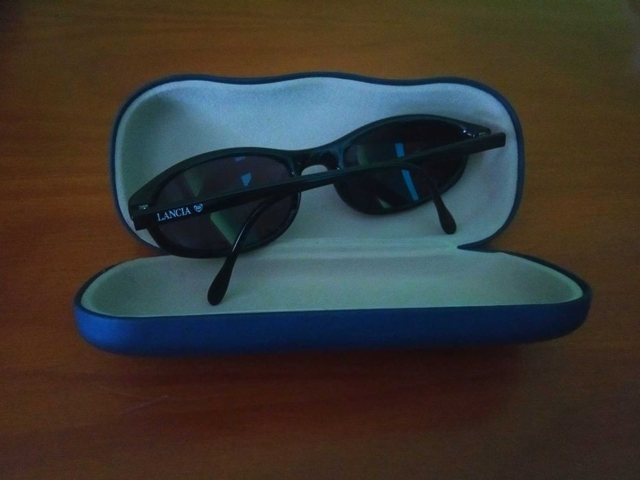 Óculos de sol Lancia