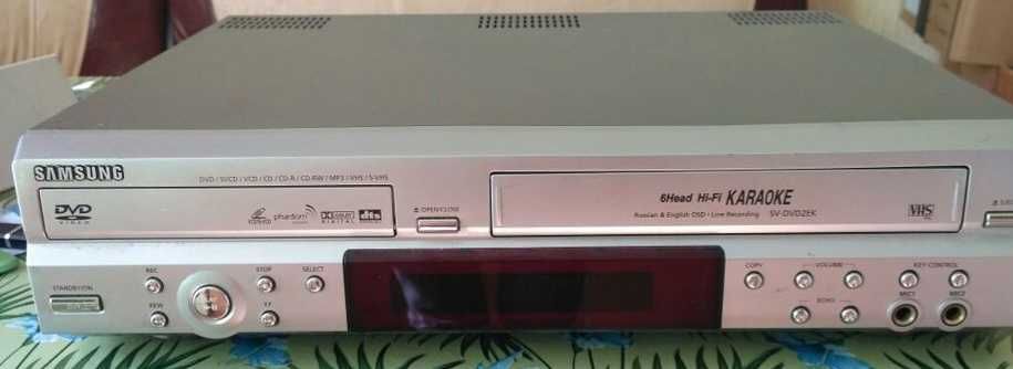 Караоке Samsung Combo DVD-VHS SV-DVD240. Для кафе, ресторанів і барів