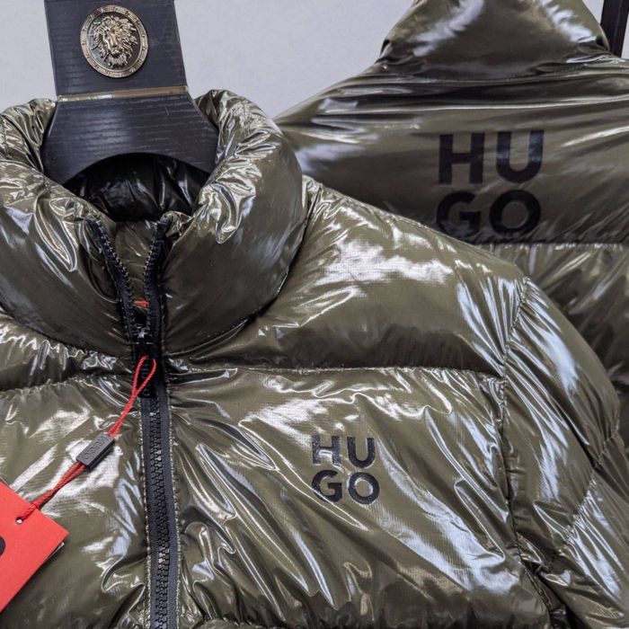 Зимова пуховик Hugo глянцевий хакі пуховик хюго хакі чоловічий