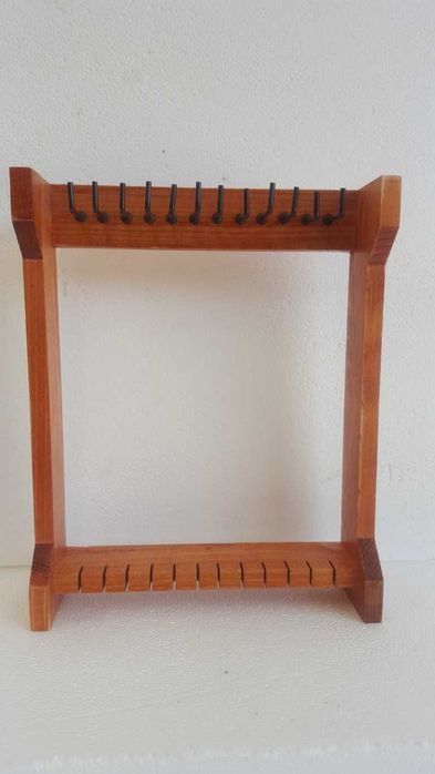 Expositor balcão bijutaria porta-chaves em madeira