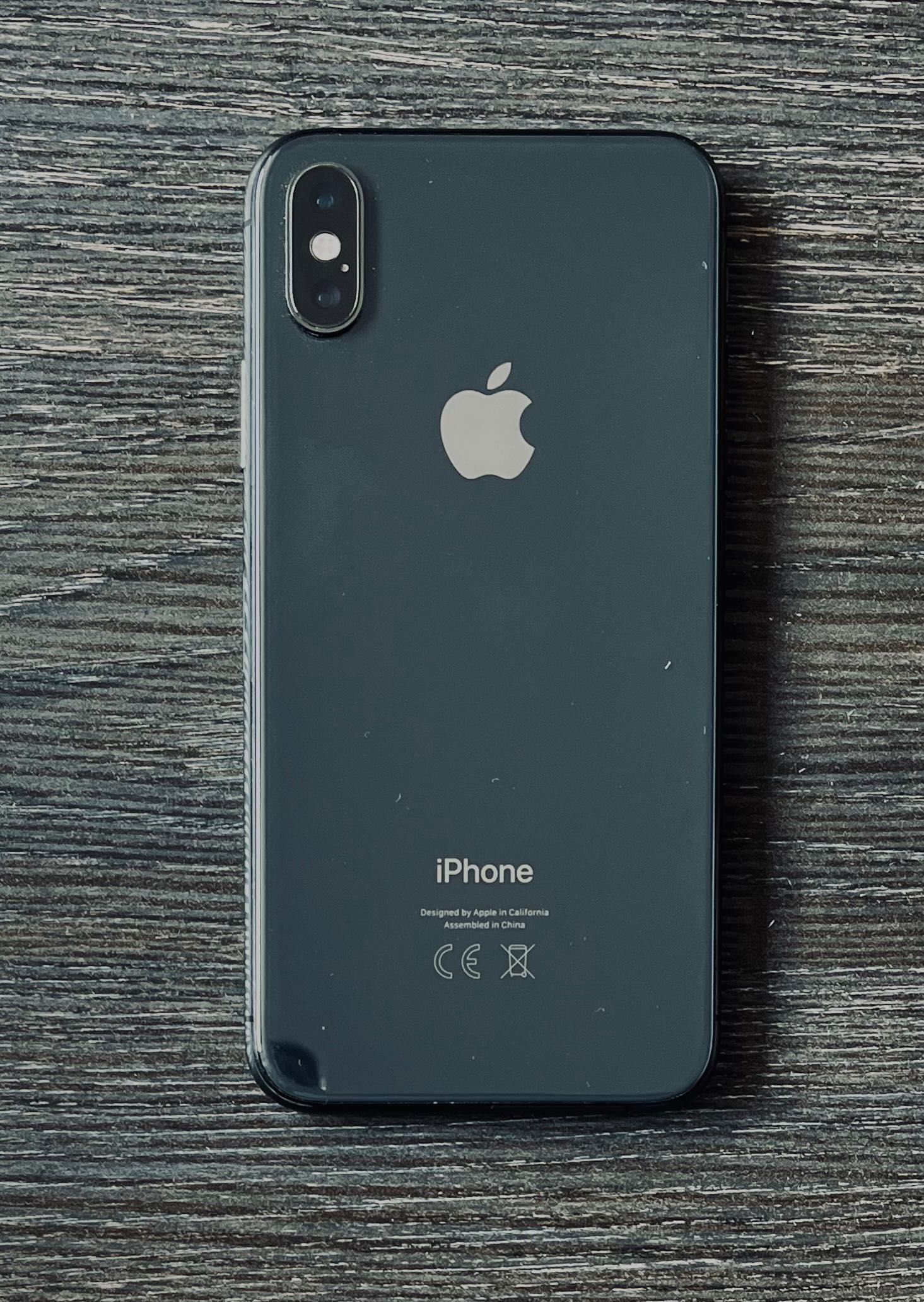 iPhone XS 64GB czarny