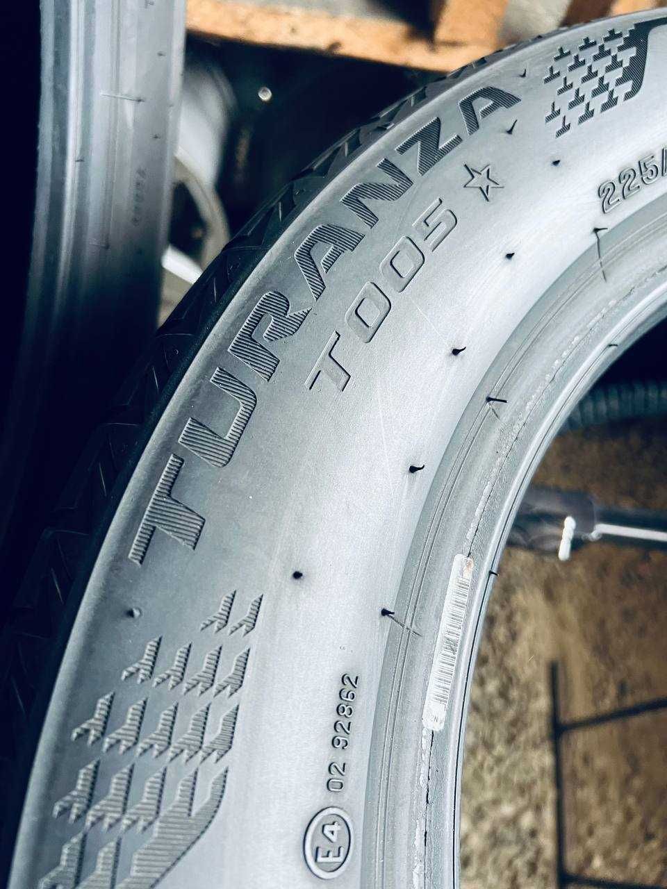 Шини Резина Літні  225 55 17 Bridgestone Turanza T005 4шт [19-22]