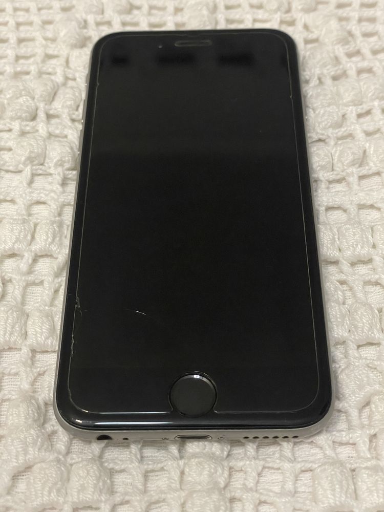 Apple iPhone 6 16GB Cinzento - Livre