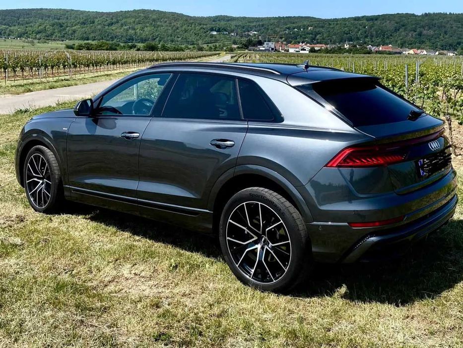 Разборка Audi Q3 капот Б/У автозапчастини  Q5 Q7 Q8