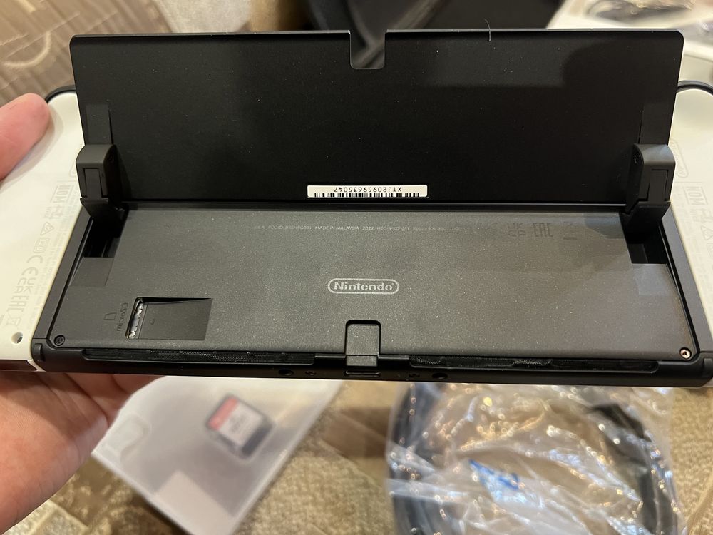 Nintendo switch oled нова+ 3 картриджі