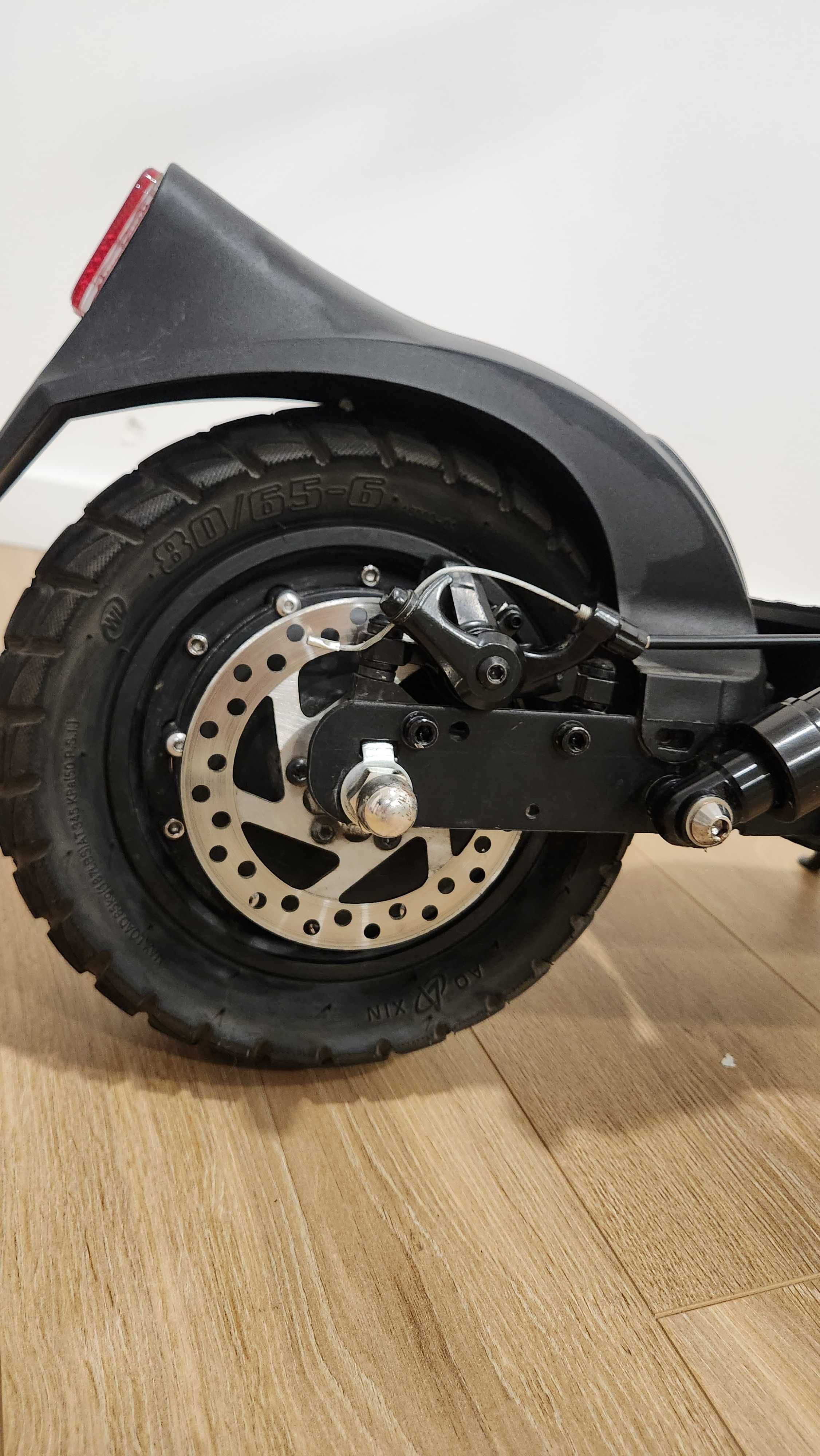 Trotinete Joyor. Faz ate 65km/H (com garantia)