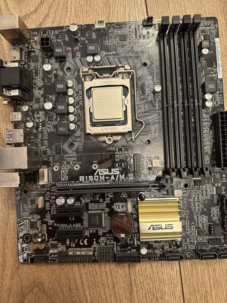 Plyta asus plus procesor intel wszystko widoczne na zdjeciach