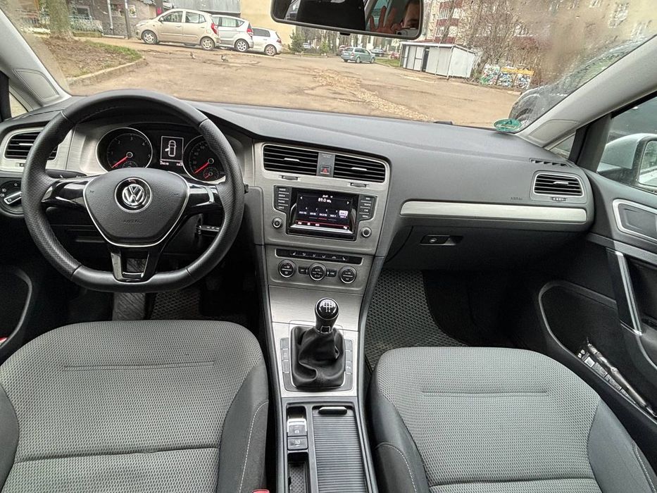 Гольф 7 1.6 дизель   "Рідна фарба "