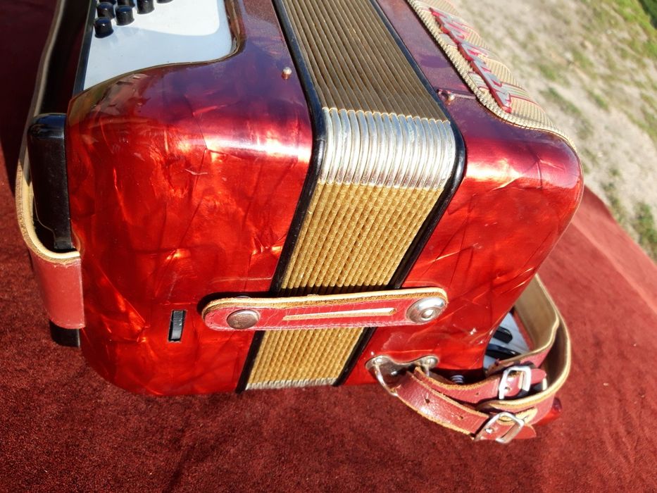 Akordeon   Hohner Concerto 2B 72 basy