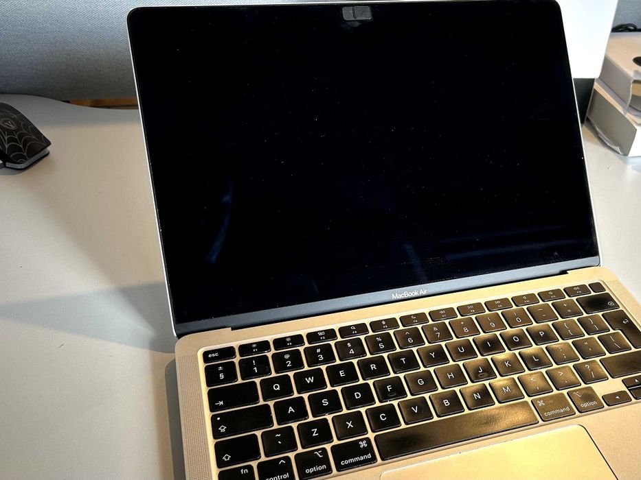 Macbook Air M1 2020, 8GB, 128GB | Srebrny, Zadbany