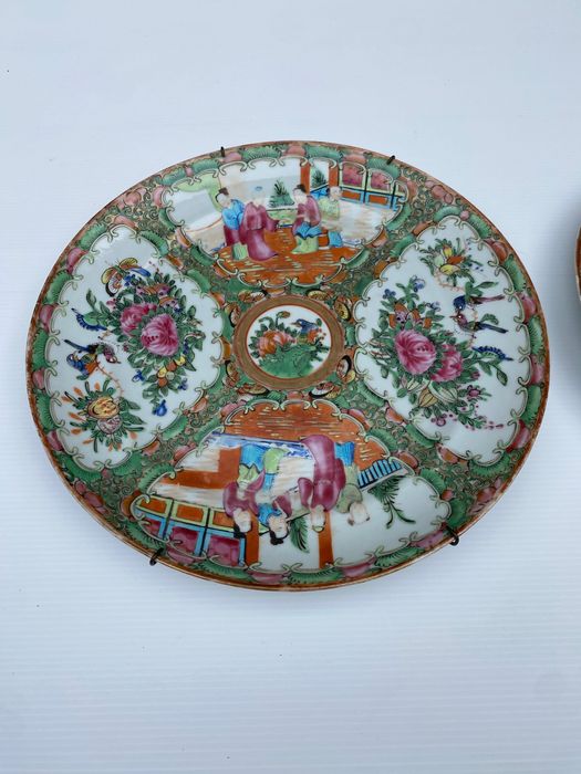 Pratos Porcelana da China Chinesa Séc XIX Mandarim 24,6 cm