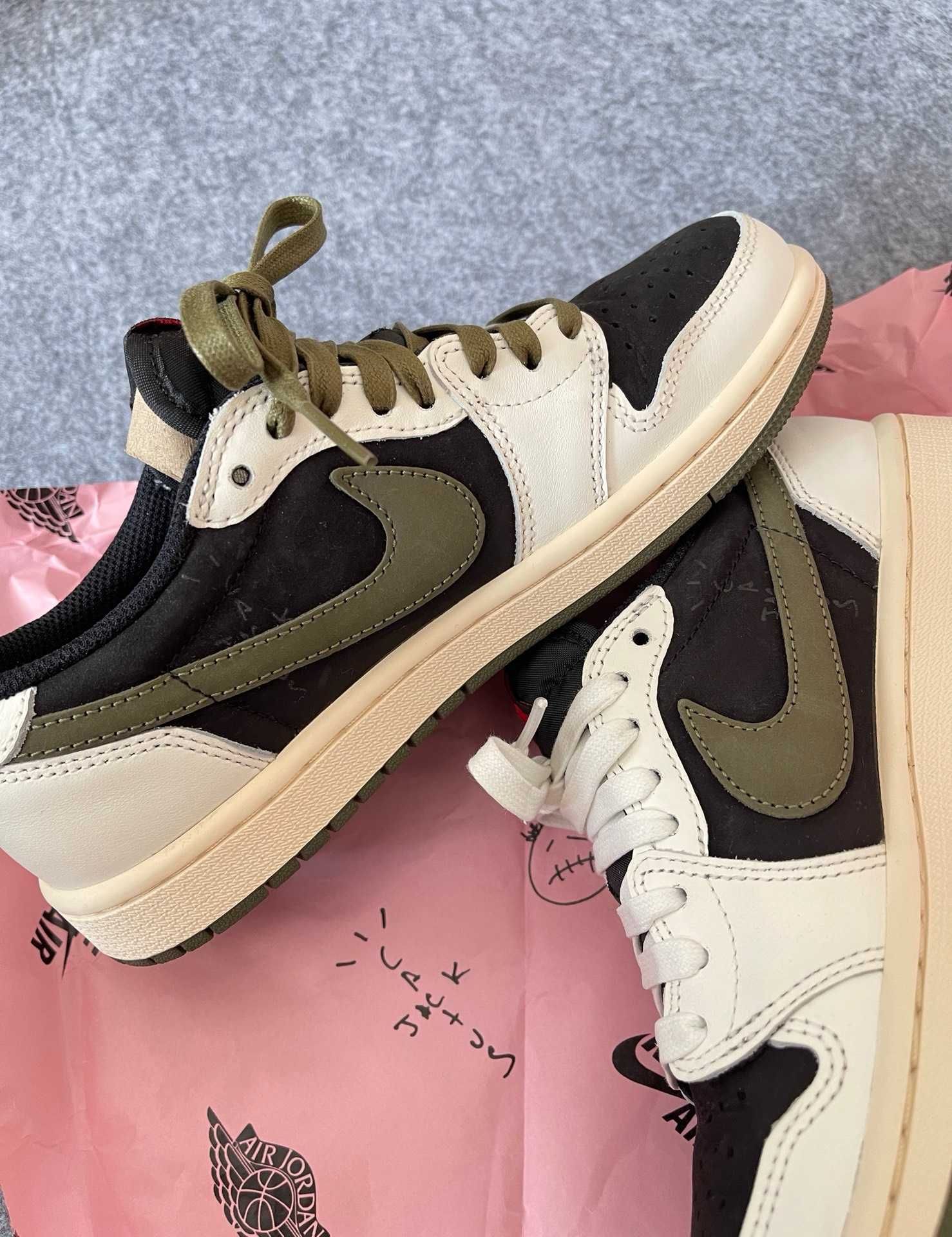Jordan 1 Retro Low OG SP Travis Scott Olive R.42