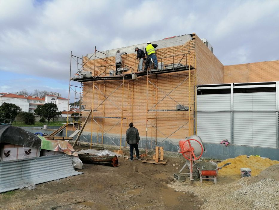 OBRAS NOVAS - RECONSTRUÇÕES - REMODELAÇÕES - REPARAÇÕES