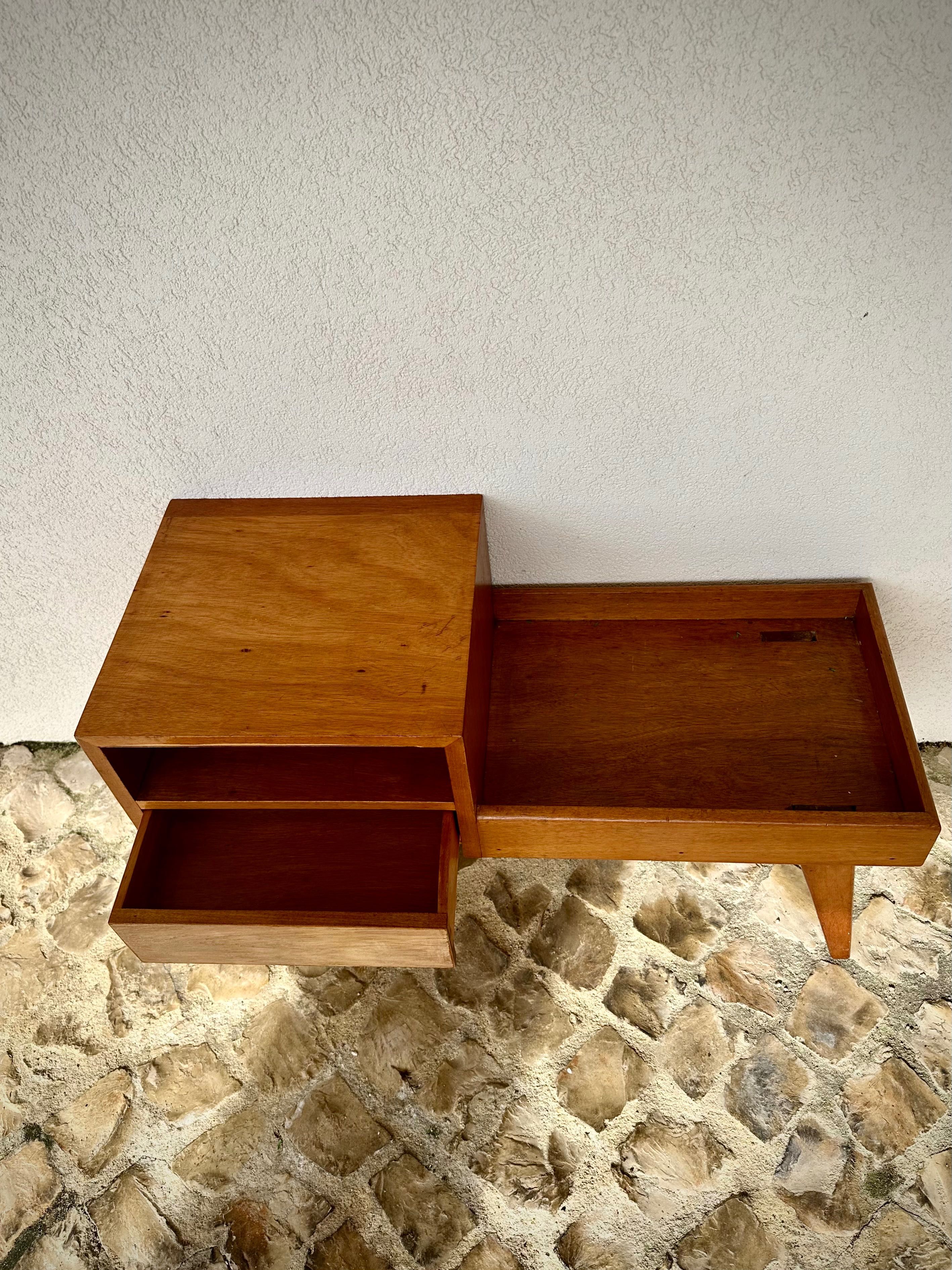 Móvel vintage baixo
