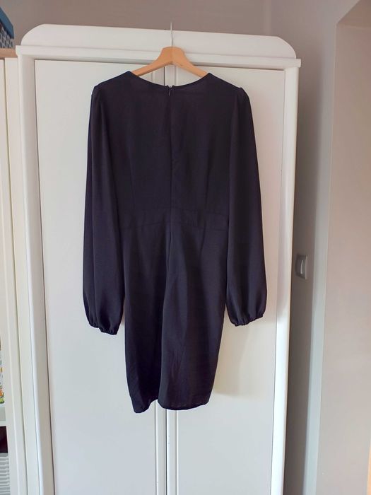 mała czarna mini krótka sukienka z długim rękawem 44XXL krótka mini