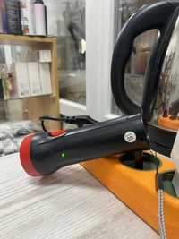Аккумуляторный LED фонарик ручной с зарядкой от сети