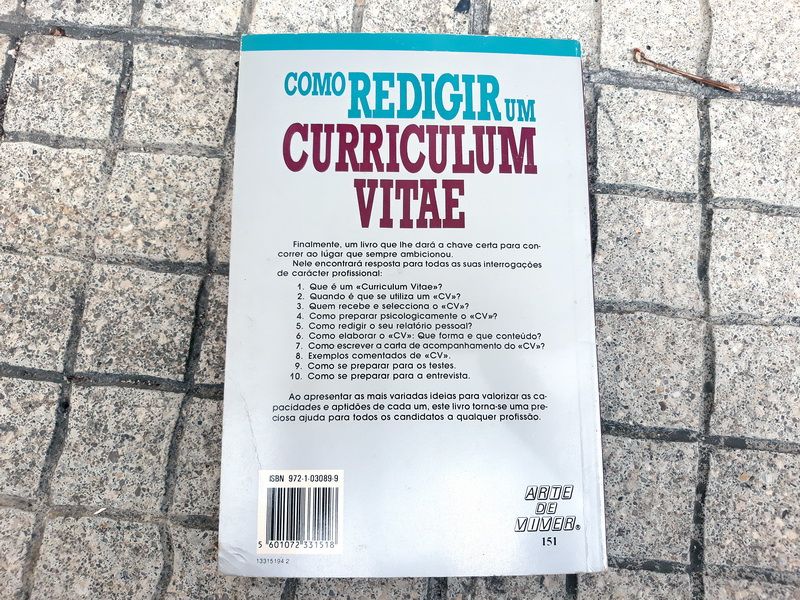 Livro "Como redigir um curriculum vitae"