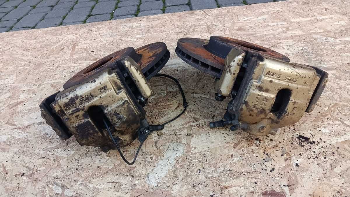 Zaciski Duże Hamulce + Tarcze Zestaw Swap BMW E46 330i 330D Przód
