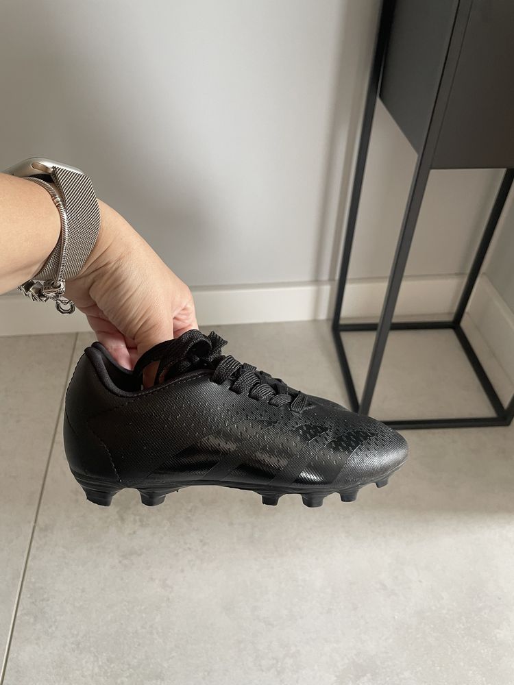 Czarne korki buty piłkarskie ADIDAS Predator 31 jak nowe