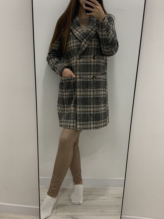 Пальто осінь