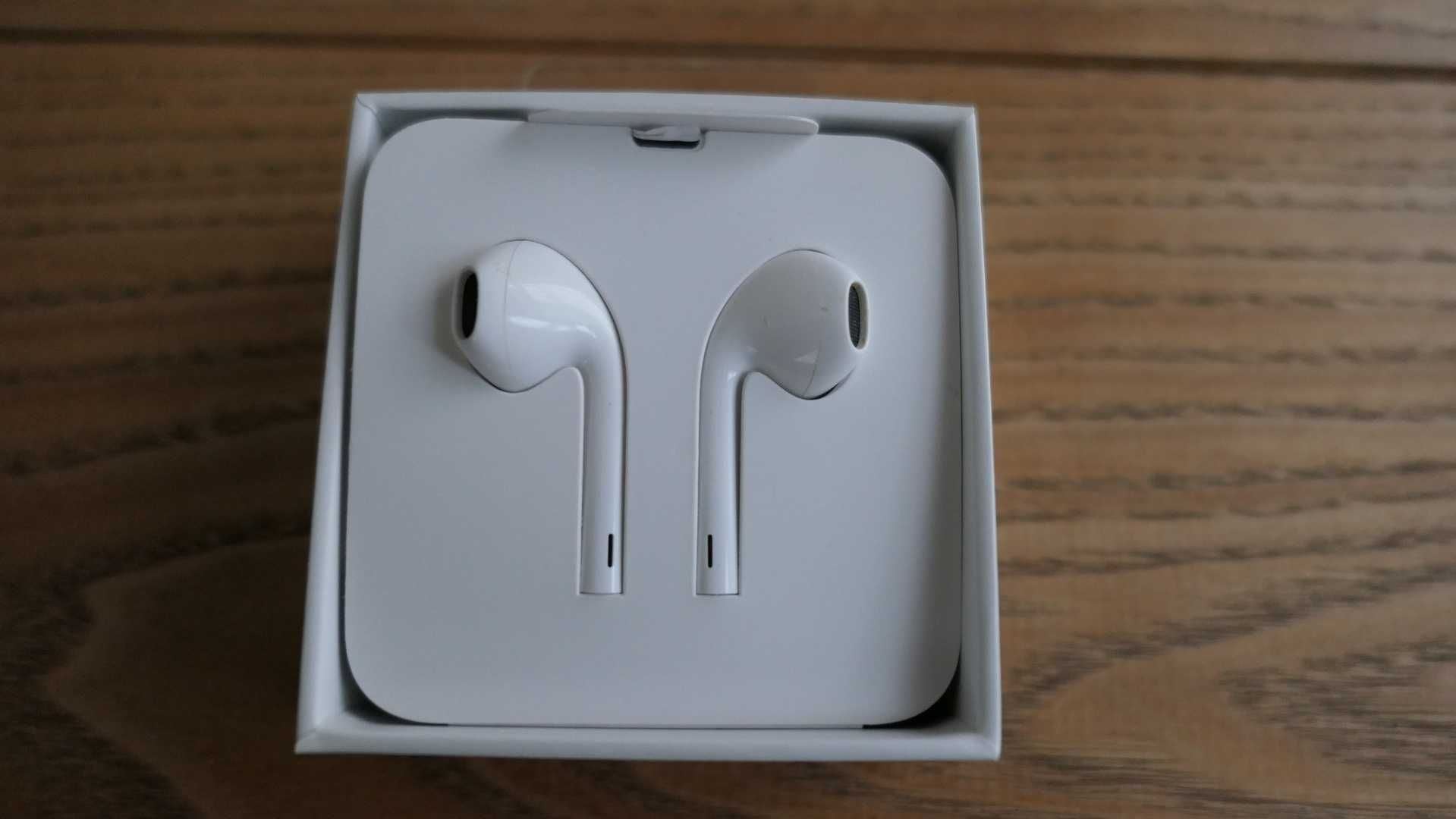 Навушники Apple iPhone EarPods with Mic Lightning (MMTN2ZM/A)  аирподс