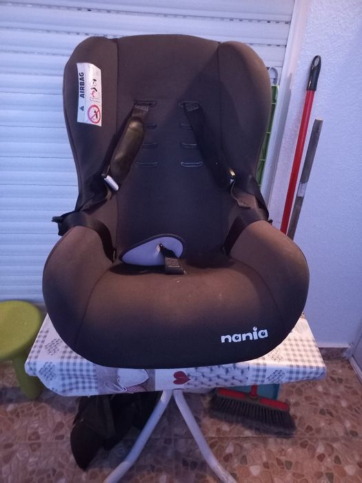 Cadeira auto para bebés