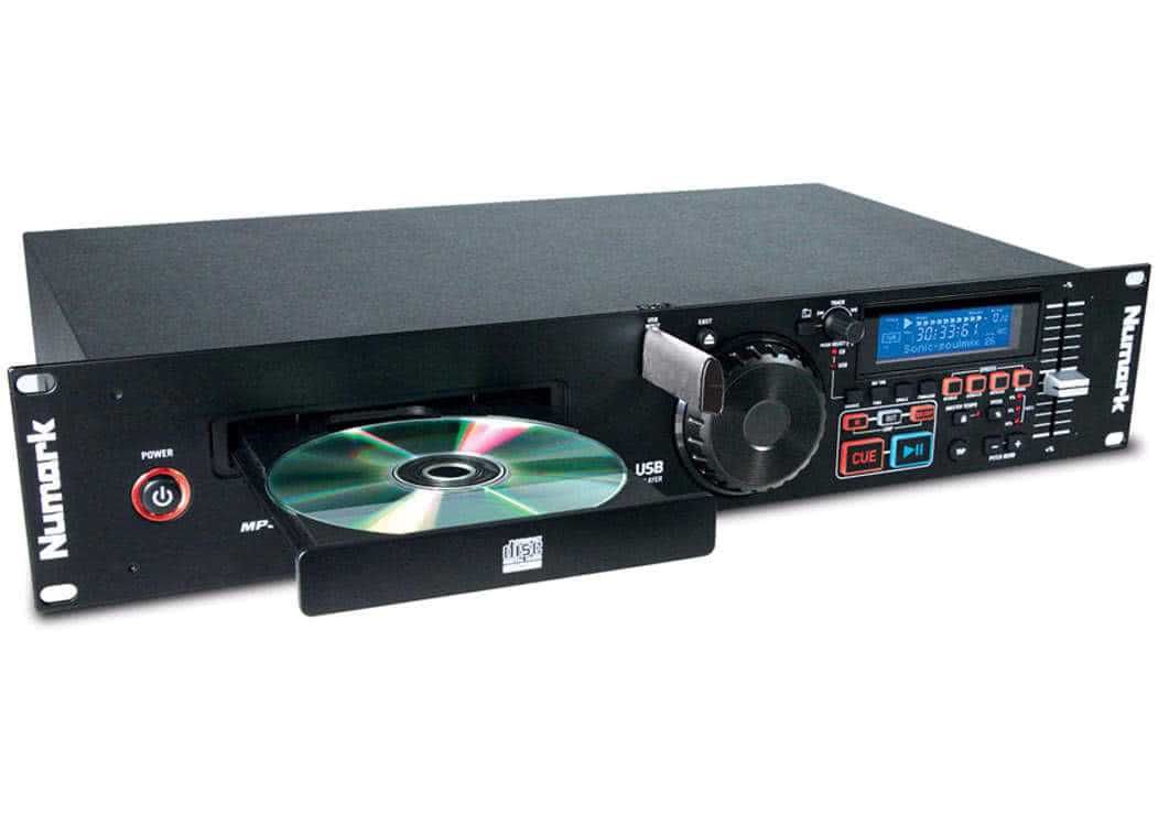 LEITOR PEN USB E CD NUMARK - Saídas Stereo Balanceadas XLR e RCA