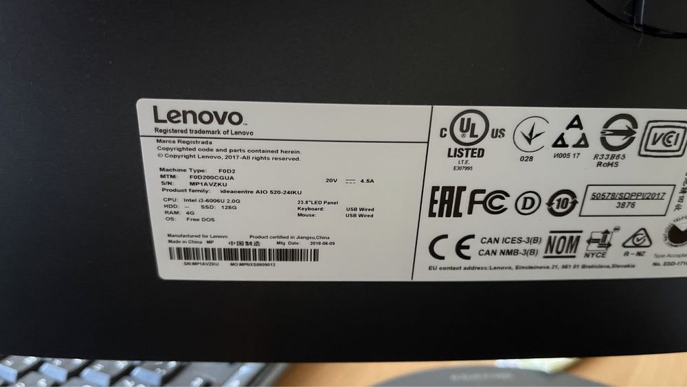 Моноблок 23.8'' LENOVO 520-24IKU