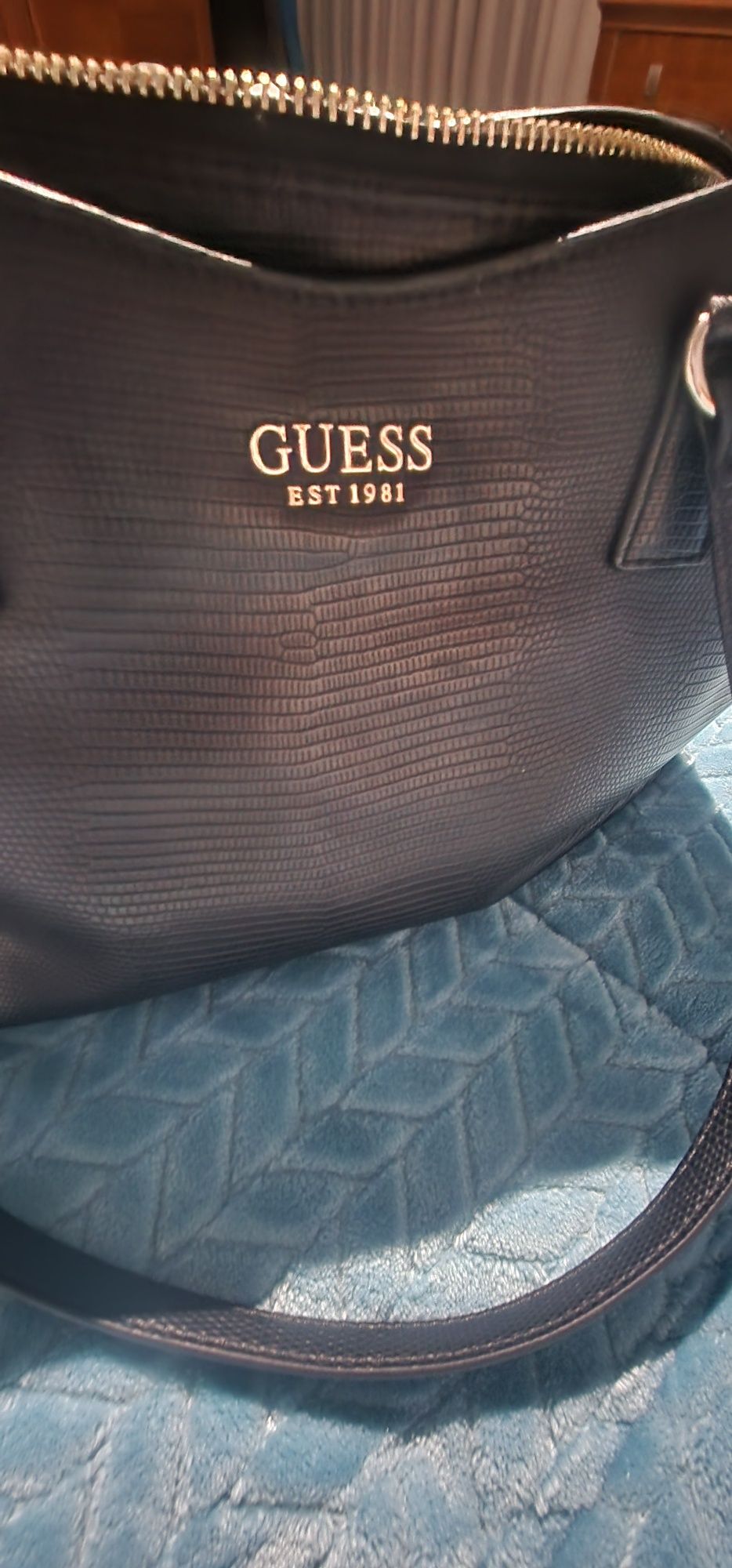 Bolsa  marca guess