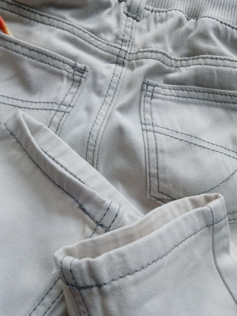 Spodenki jeansy beżowe H&M 74