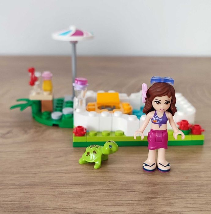 Lego Friends 41090 Ogrodowy basen Olivii kompletny
