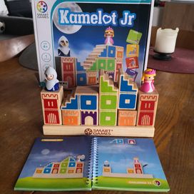 Kamelot Jr Camelot SMART GAMES. Gra. Klocki. IUVI GAMES