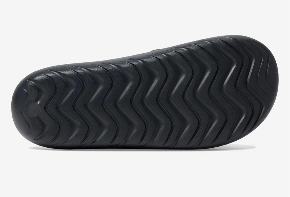 Шлепанцы, сланцы Adidas