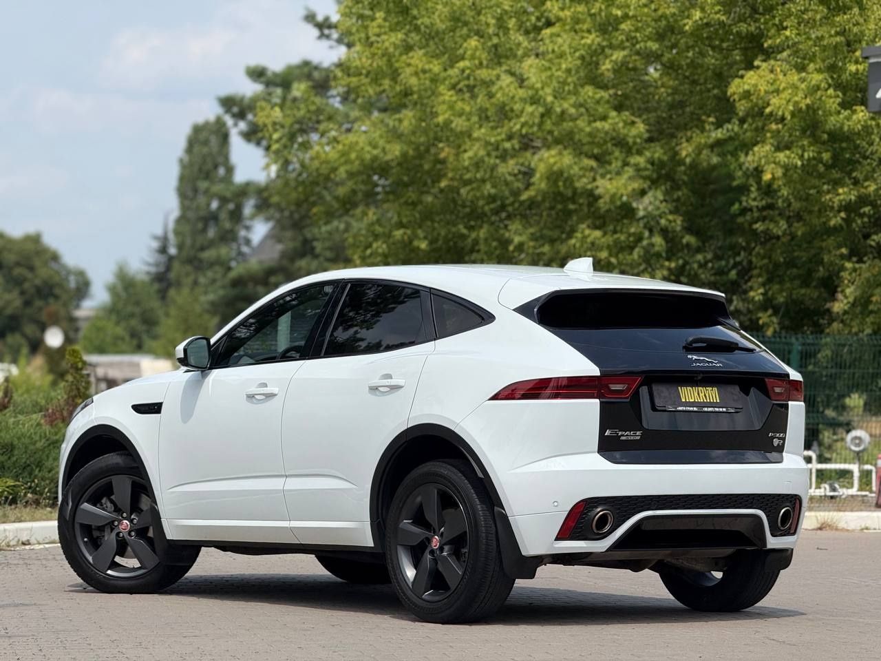 Jaguar E-Pace 2019 року, 2.0 бензин, AWD, автомат, пробіг 38 тис.км.